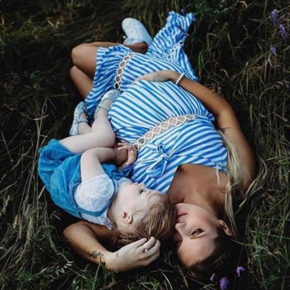 Meet your Posher, Caroline - Picture 1 of 1